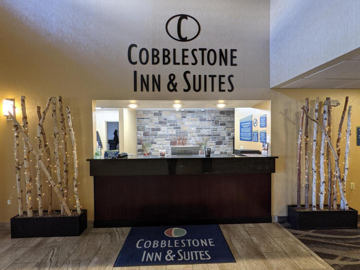 Cobblestone Inn & Suites - Merrill Buitenkant foto
