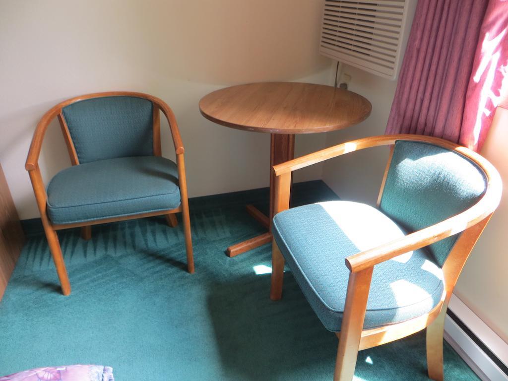 Cobblestone Inn & Suites - Merrill Kamer foto