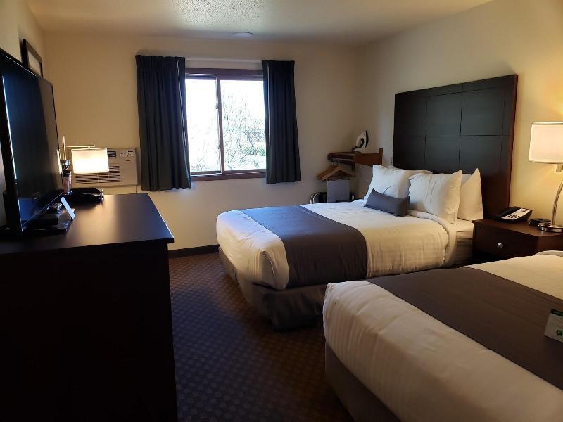 Cobblestone Inn & Suites - Merrill Buitenkant foto